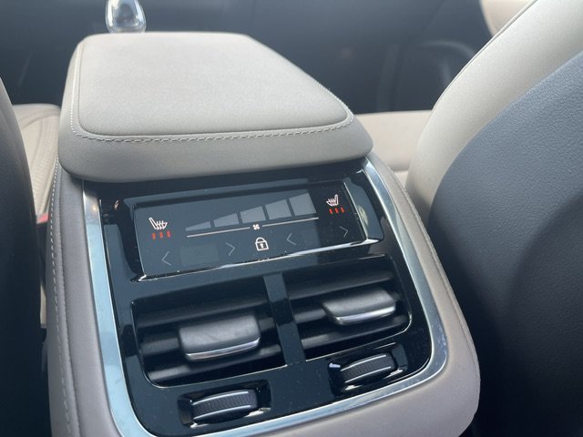 Used 2026 White Volvo Plus image 11