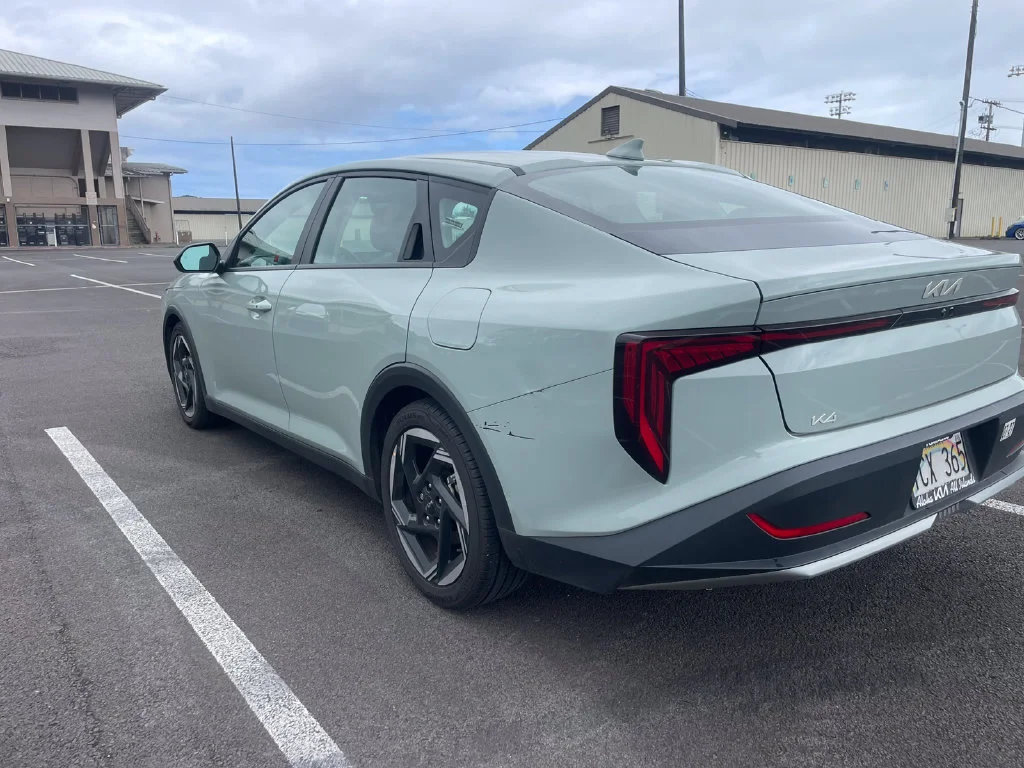 Used 2025 Gray Kia EX image 7