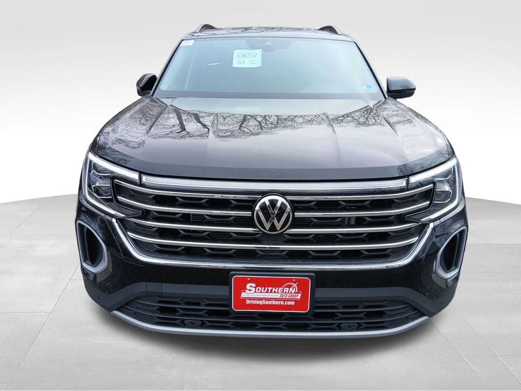 New 2026 Black Volkswagen 2.0T SE w/Technology image 8