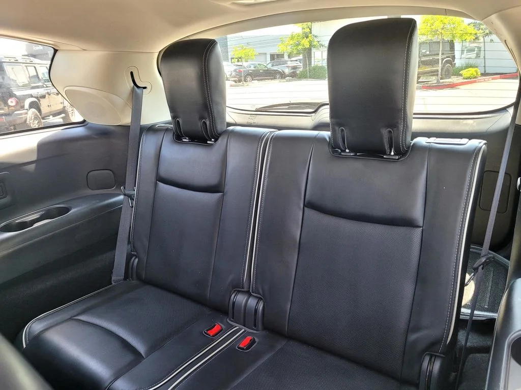 Used 2017 Blue INFINITI Base image 12