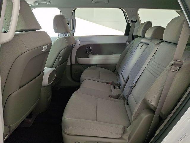 2026 Hyundai Palisade SE - Photo 11
