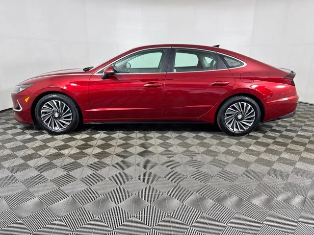 Certified Used 2023 Red Hyundai SEL image 7