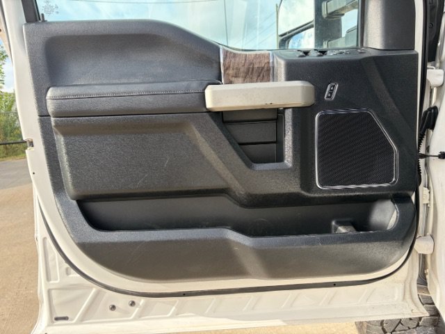 Used 2017 Lariat Ford Lariat image 20