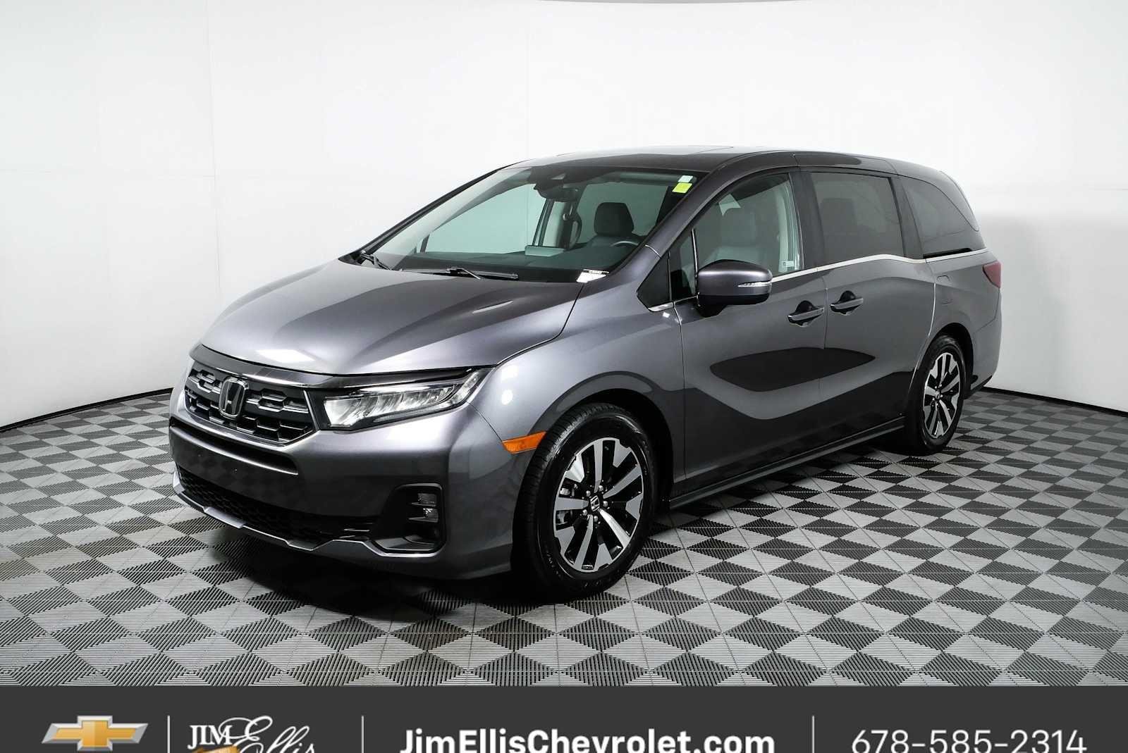 2025 Honda Odyssey EX-L - Photo 24