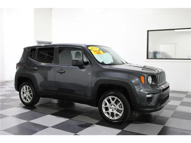 Pre-Owned 2023 Jeep Renegade Latitude