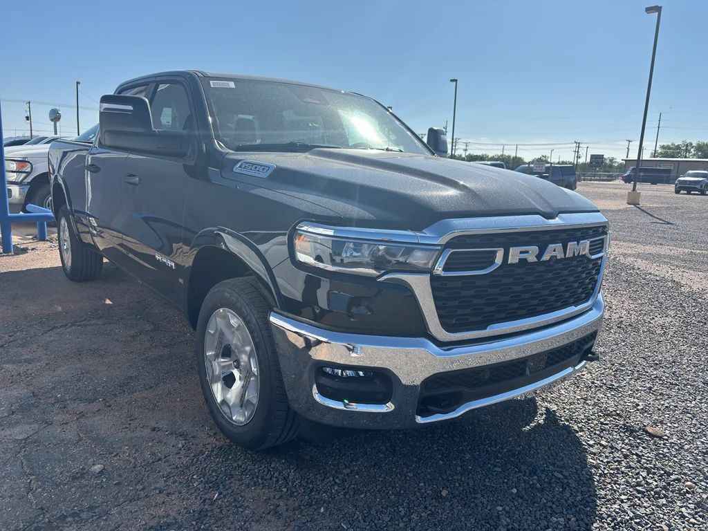 New 2026 Diamond Black Crystal Pearl-Coat Exterior Paint RAM Big Horn image 2