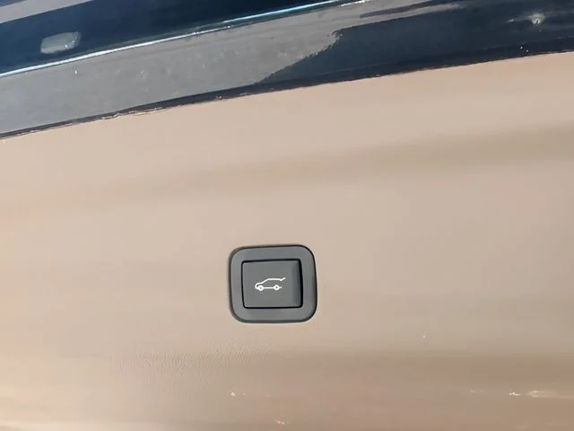 Used 2021 Black GMC Denali image 47
