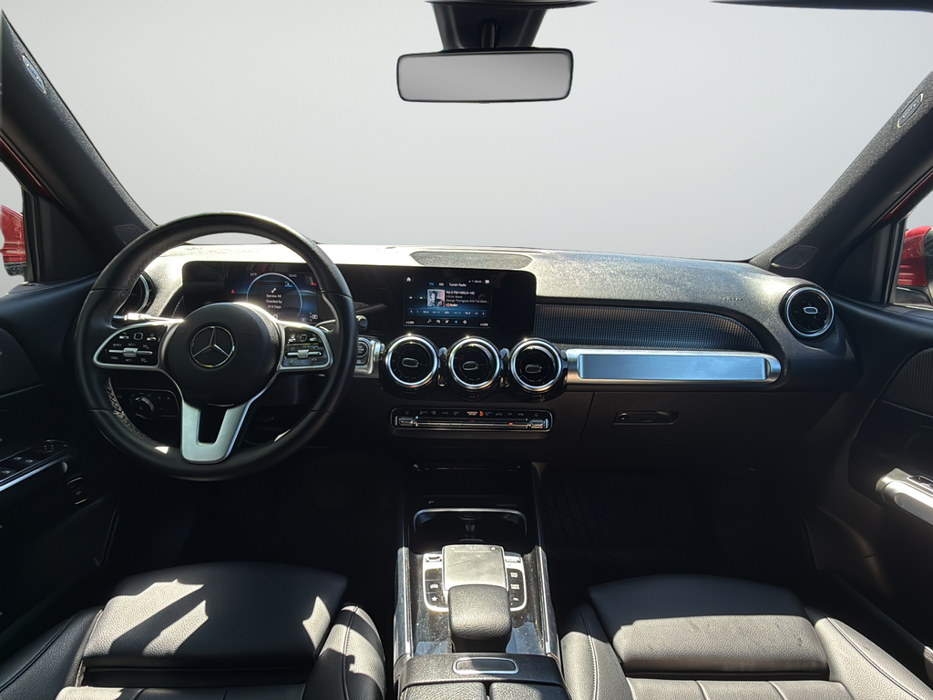 Used 2020 Red Mercedes-Benz GLB 250 image 20