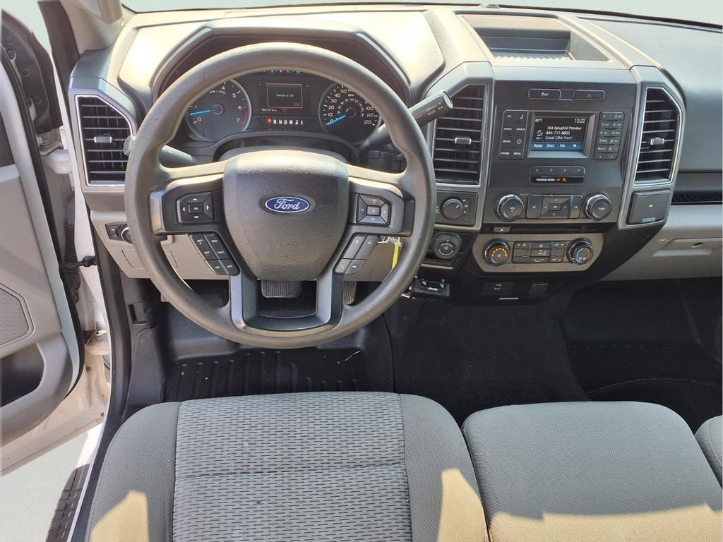 Used 2017 Ford F-150 XLT with VIN 1FTFX1EF4HKE28257 for sale in Du Quoin, IL