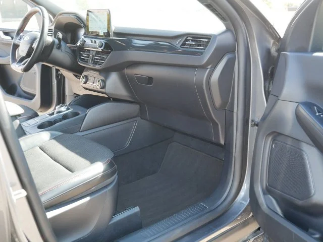 Used 2025 Gray Ford ST-Line Select image 20
