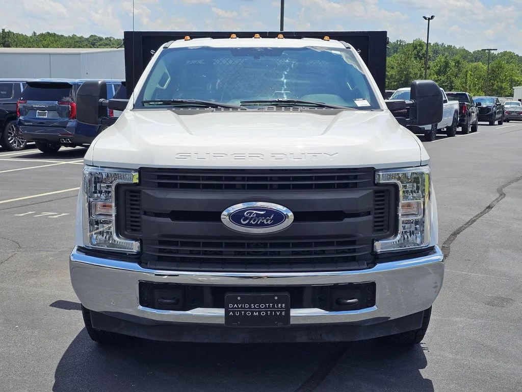 Used 2017 Oxford White Ford XL image 2