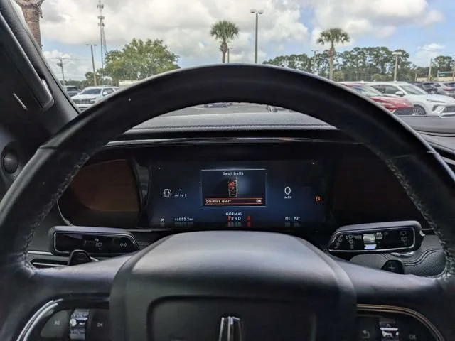 Used 2022 Infinite Black Lincoln Standard image 29
