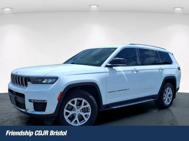 Used 2022 White Jeep Limited image 1