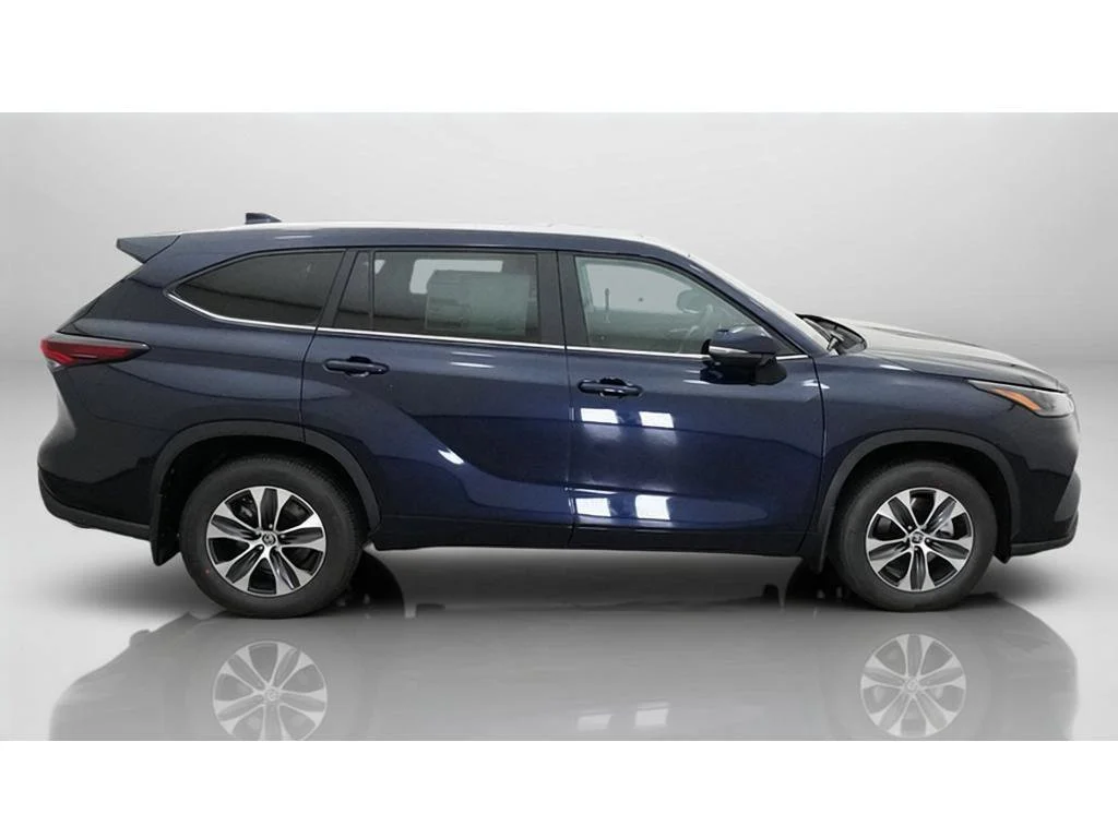 New 2026 Blueprint Toyota XLE image 11