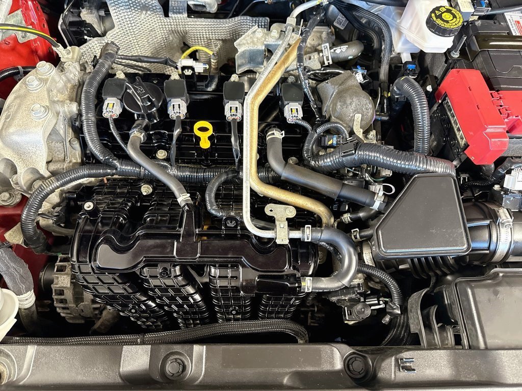 Used 2021 Scarlet Ember Tintcoat Nissan S image 35