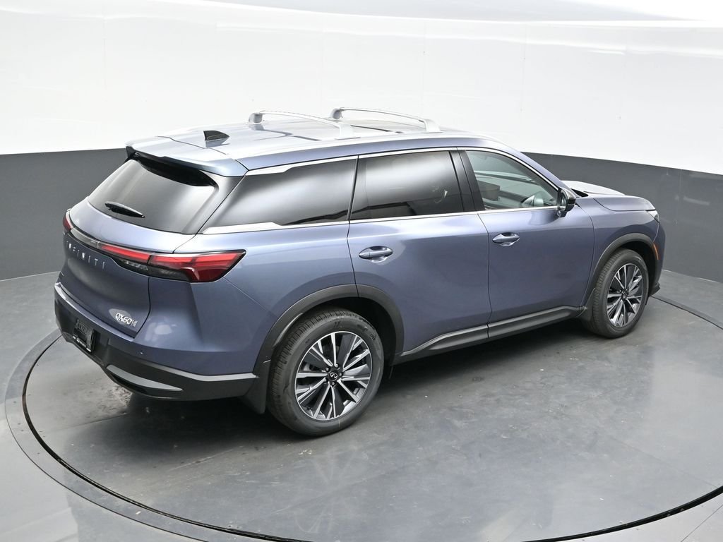 New 2027 MOONBOW BLUE INFINITI Luxe AWD image 39