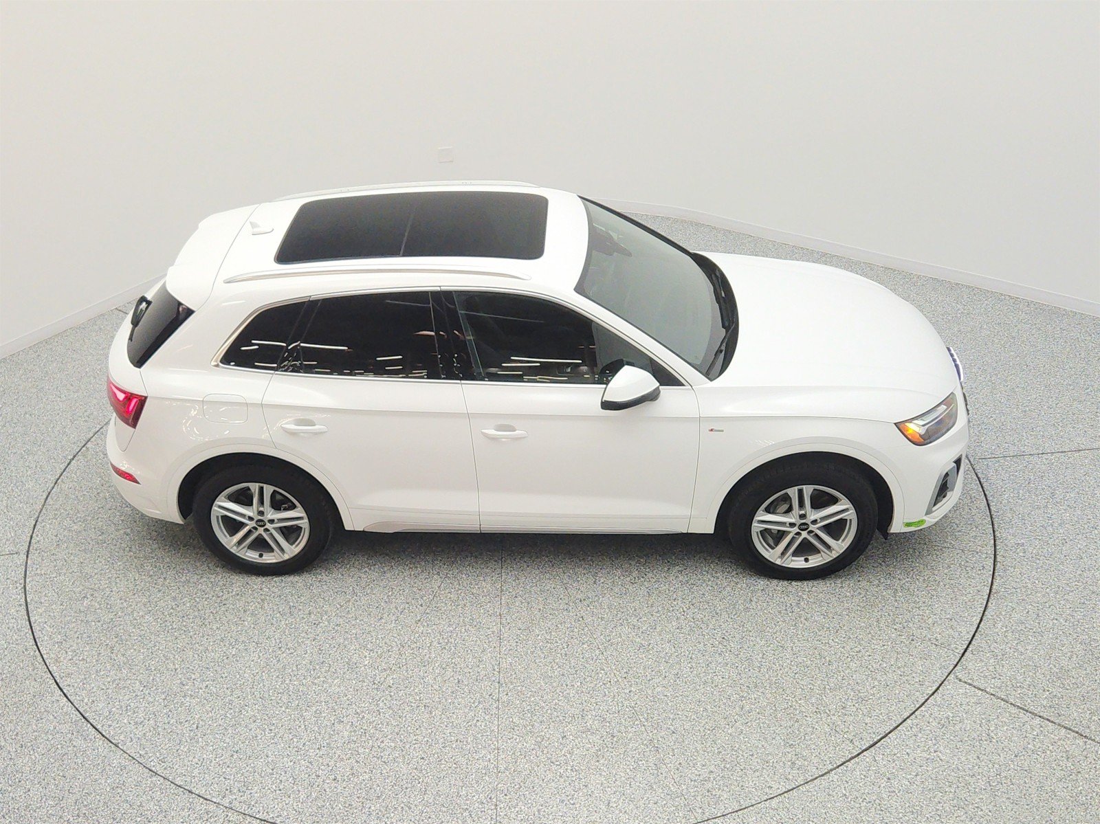 Used 2023 Ibis White Audi S line Premium Plus 55 TFSI e quattro image 25