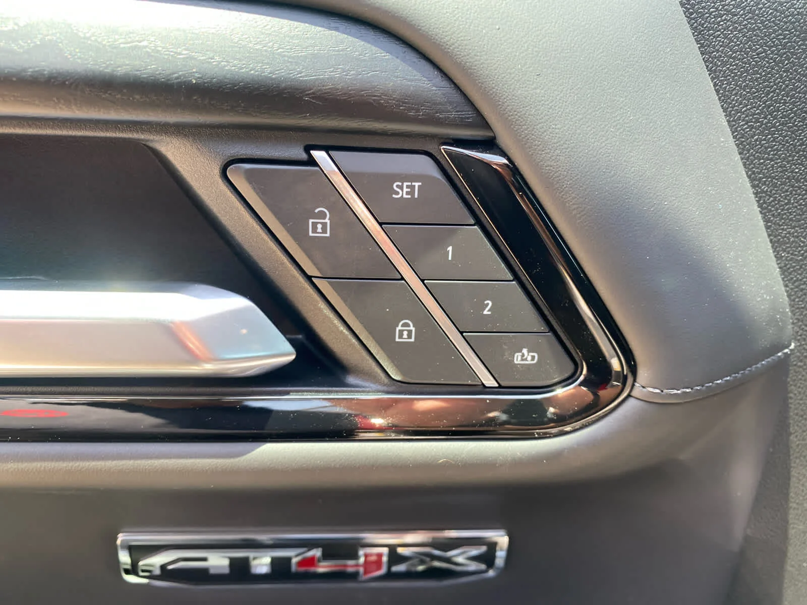 New 2026 Sterling Metallic GMC AT4X image 7