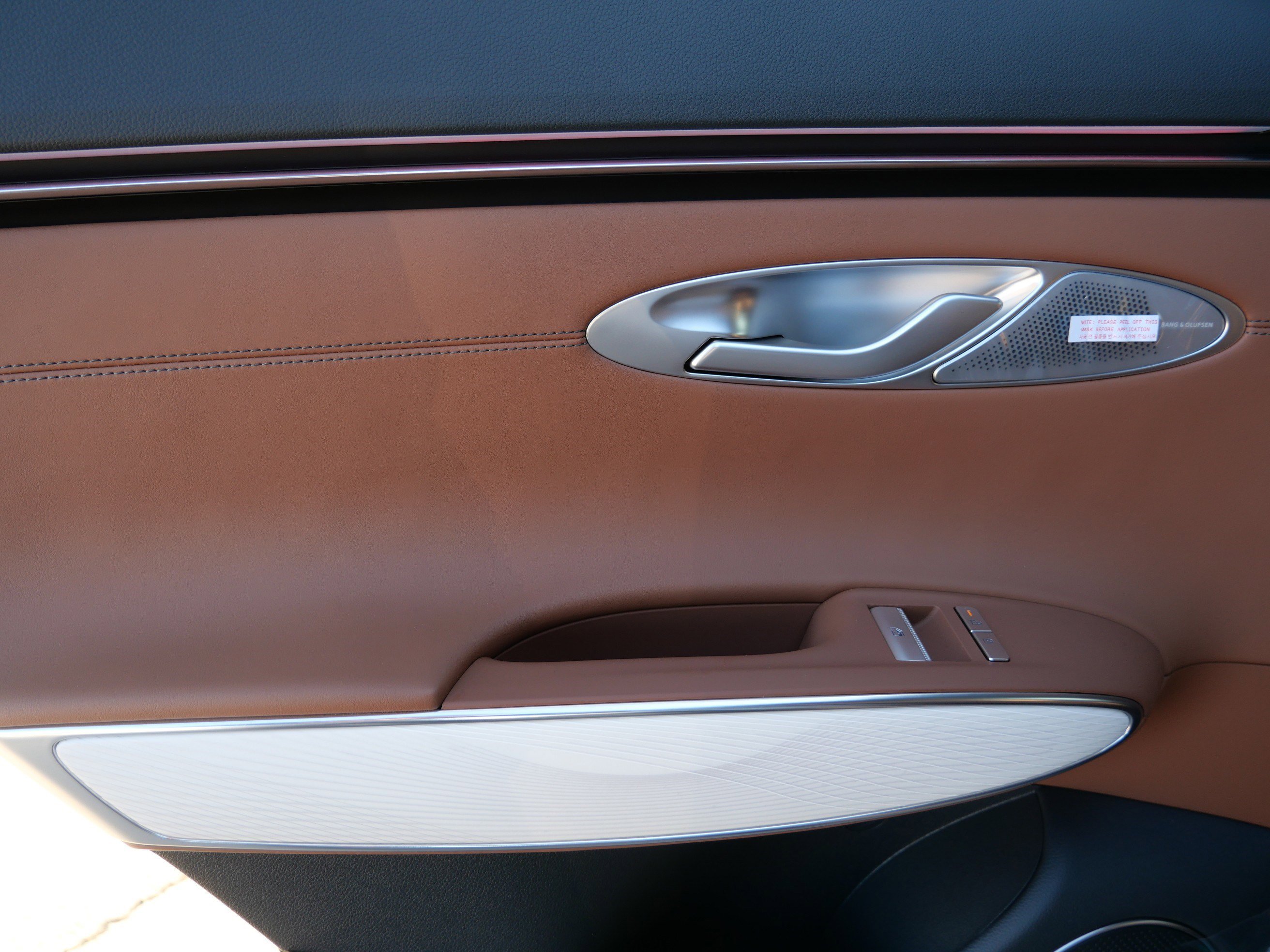 New 2026 Savile Silver Genesis 2.5T Advanced image 7