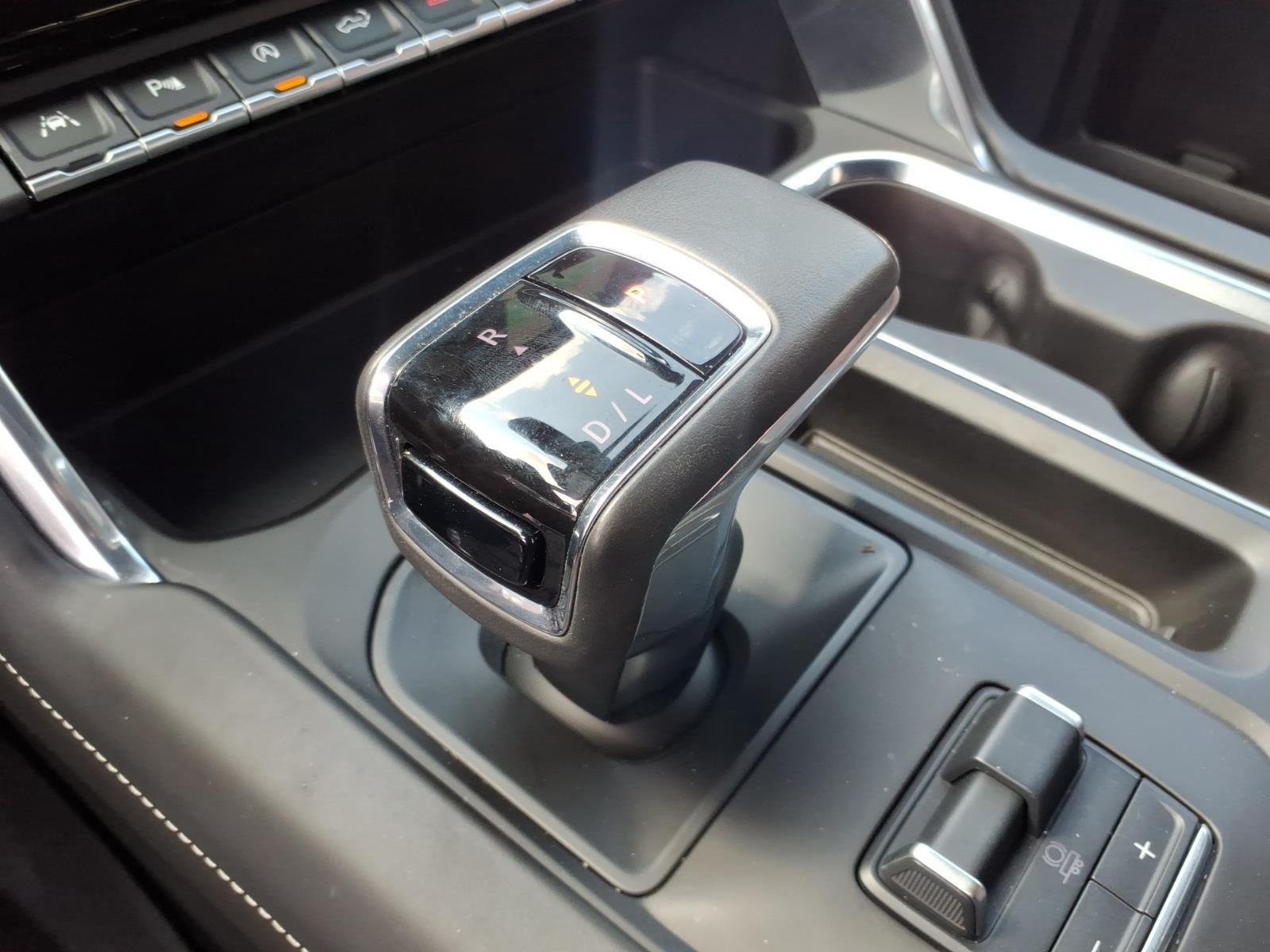 Used 2022 Onyx Black GMC Denali Ultimate image 8