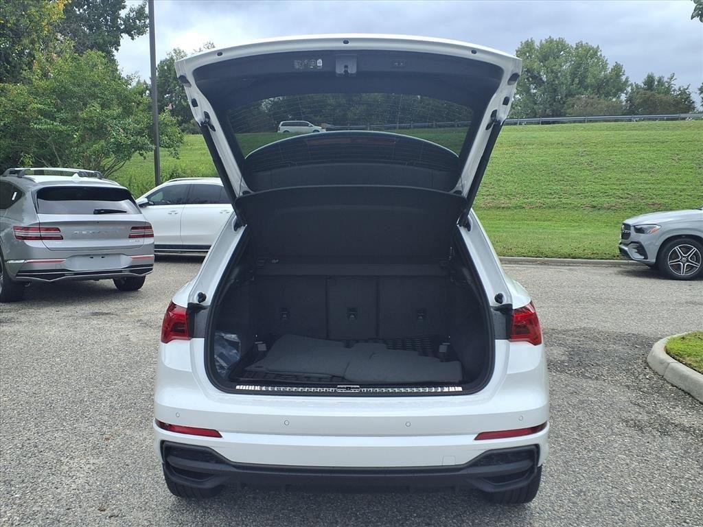 Used 2025 Arkona White Audi S line Premium image 10