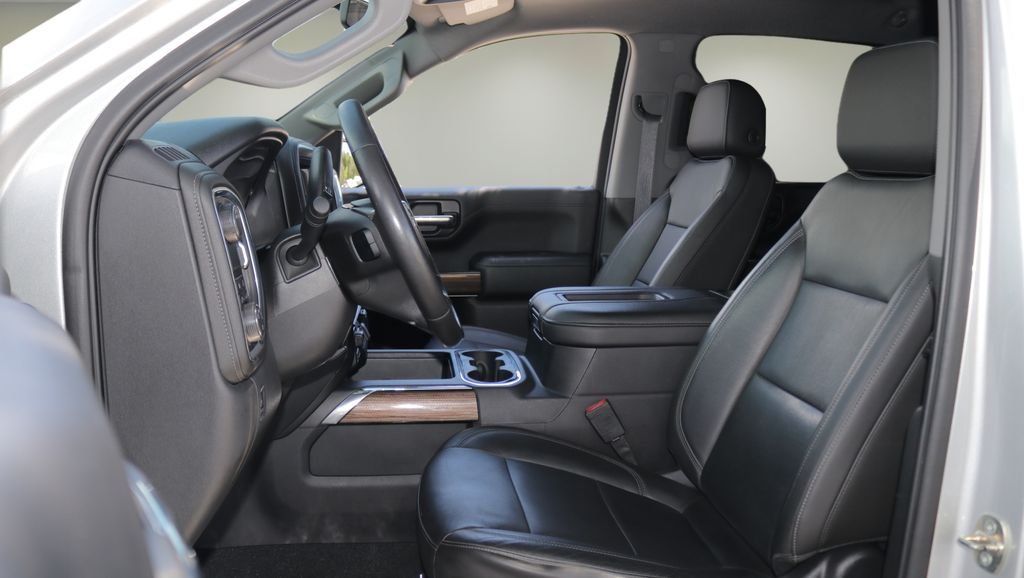 Used 2020 Silver Chevrolet RST image 12
