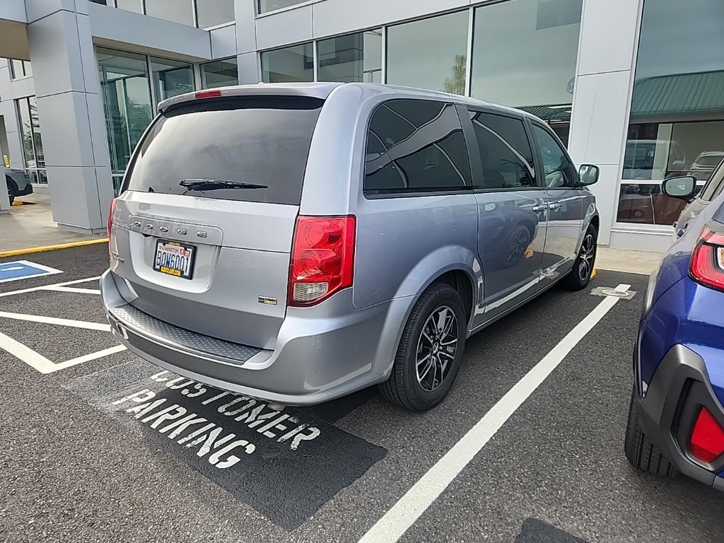 Used 2018 Billet Clearcoat Dodge SE Plus image 5