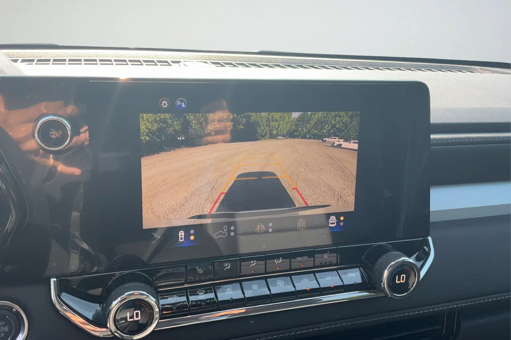 2026 Chevrolet Colorado LT - Photo 15