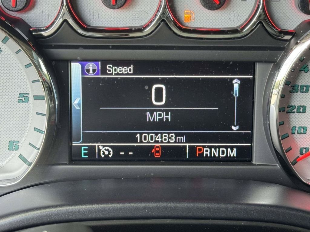 Used 2015 White Chevrolet LT image 14