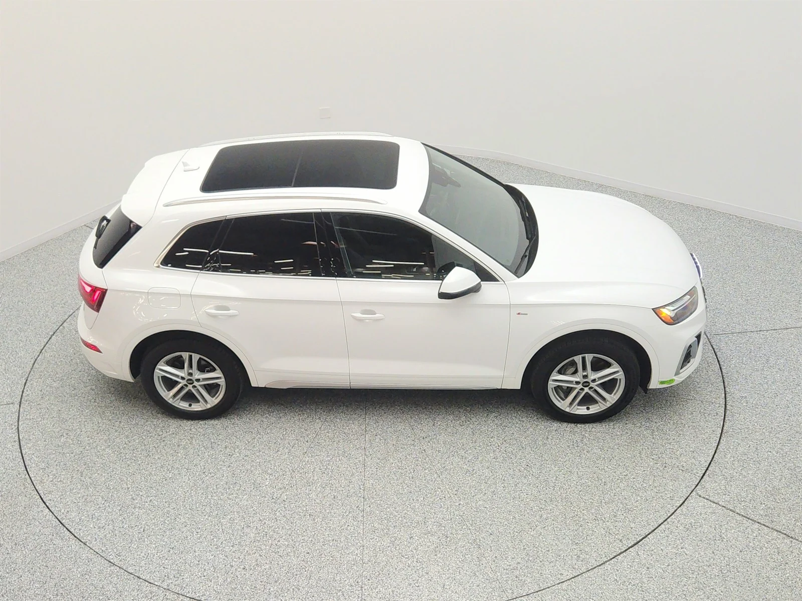 Used 2023 Ibis White Audi S line Premium Plus 55 TFSI e quattro image 25