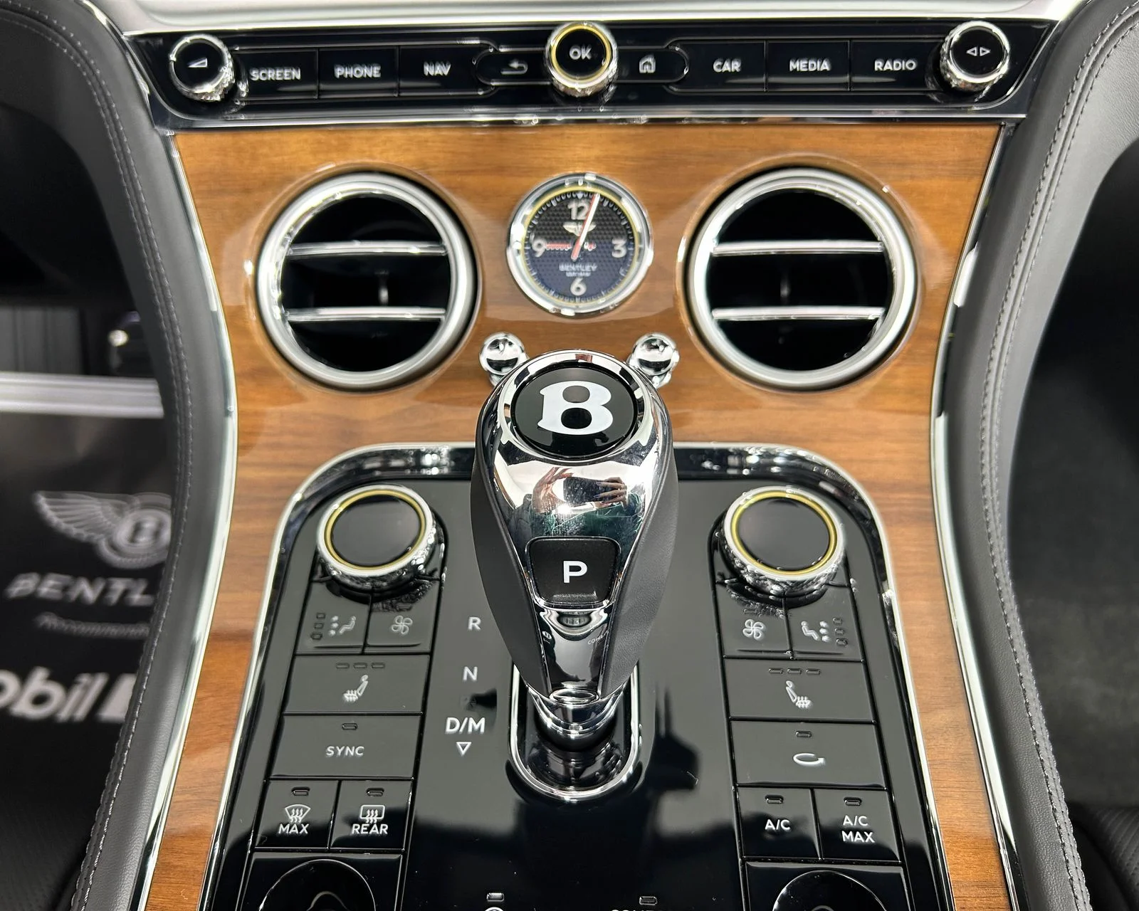 New 2026  Bentley V8 image 21