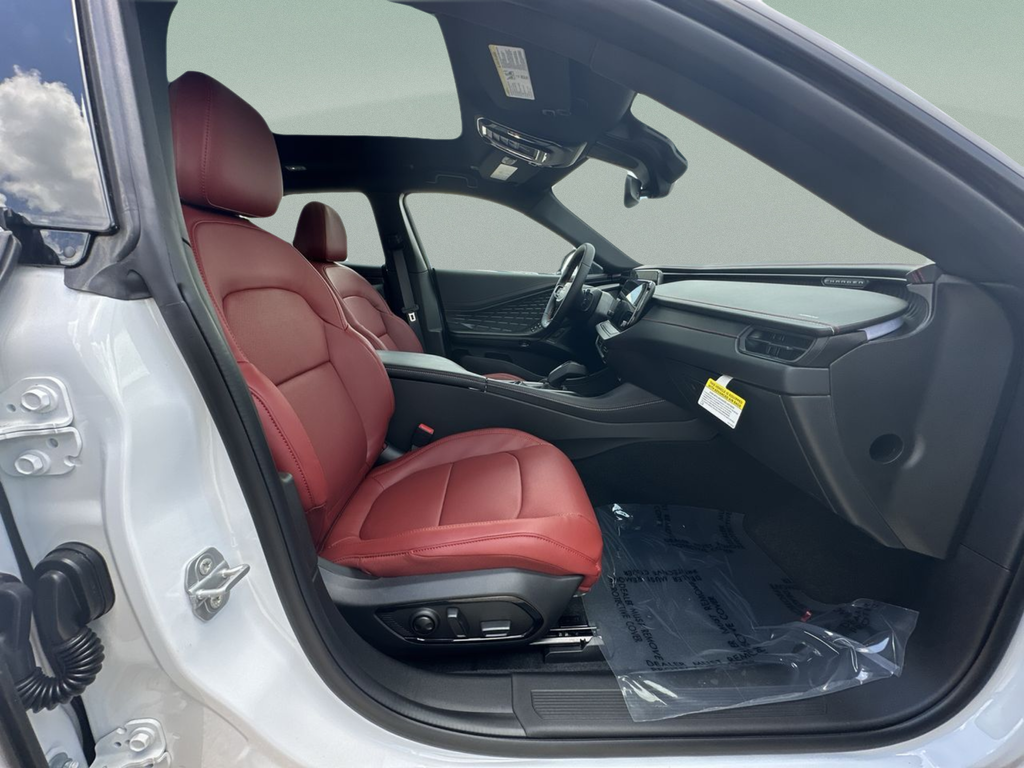 New 2026 White Knuckle Dodge R/T Plus image 38