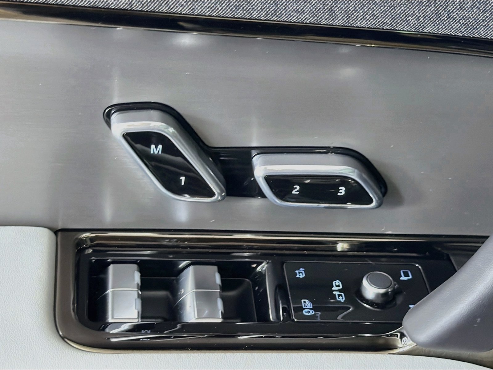 2026 Land Rover Range Rover Sport SE - Photo 24