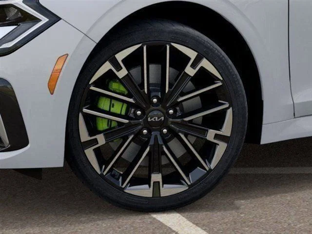 2026 Kia K5 GT - Photo 9