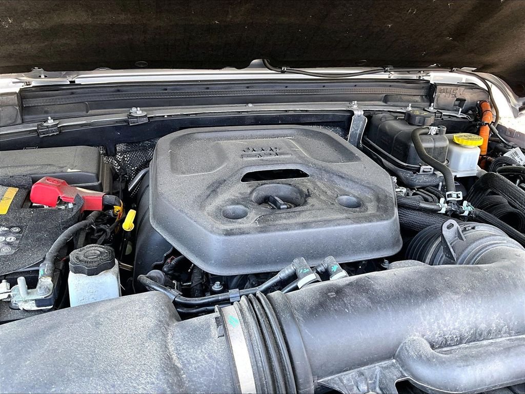 Used 2024 Silver Jeep Sport S 4xe image 33