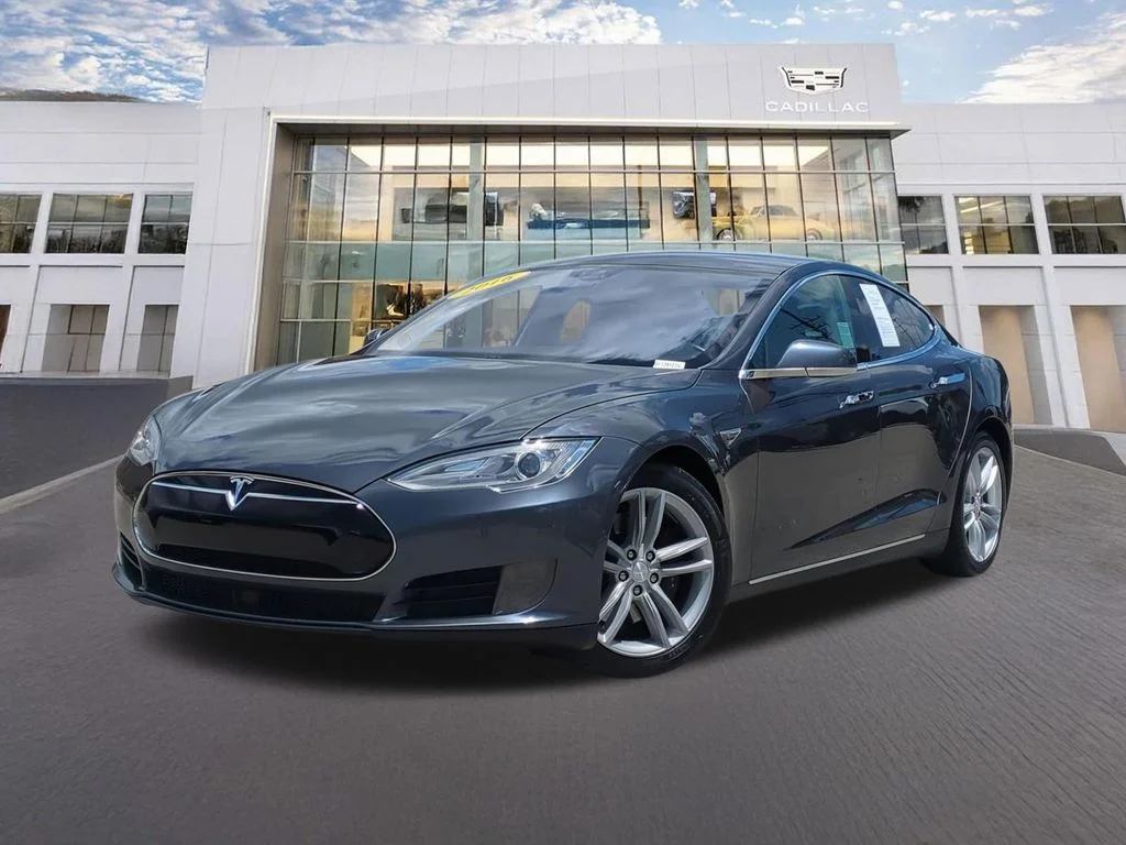 2016 Tesla Model S's photo