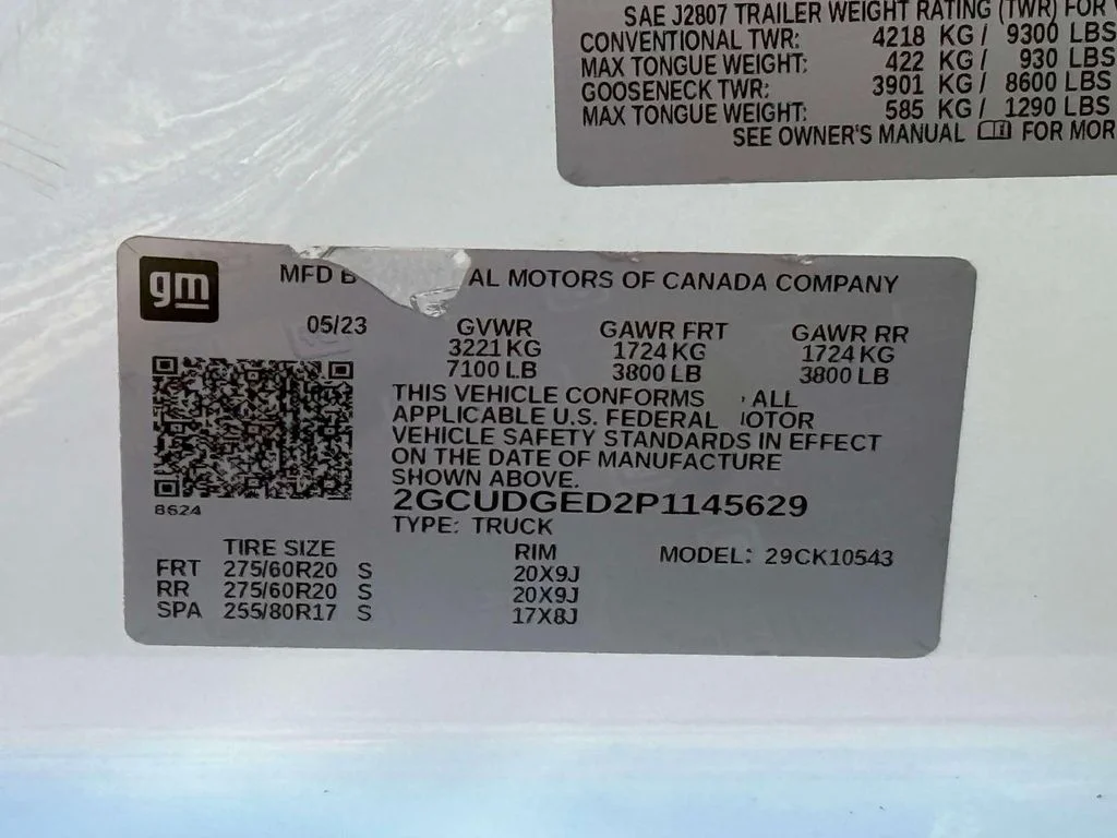 Used 2023 White Chevrolet LTZ image 16