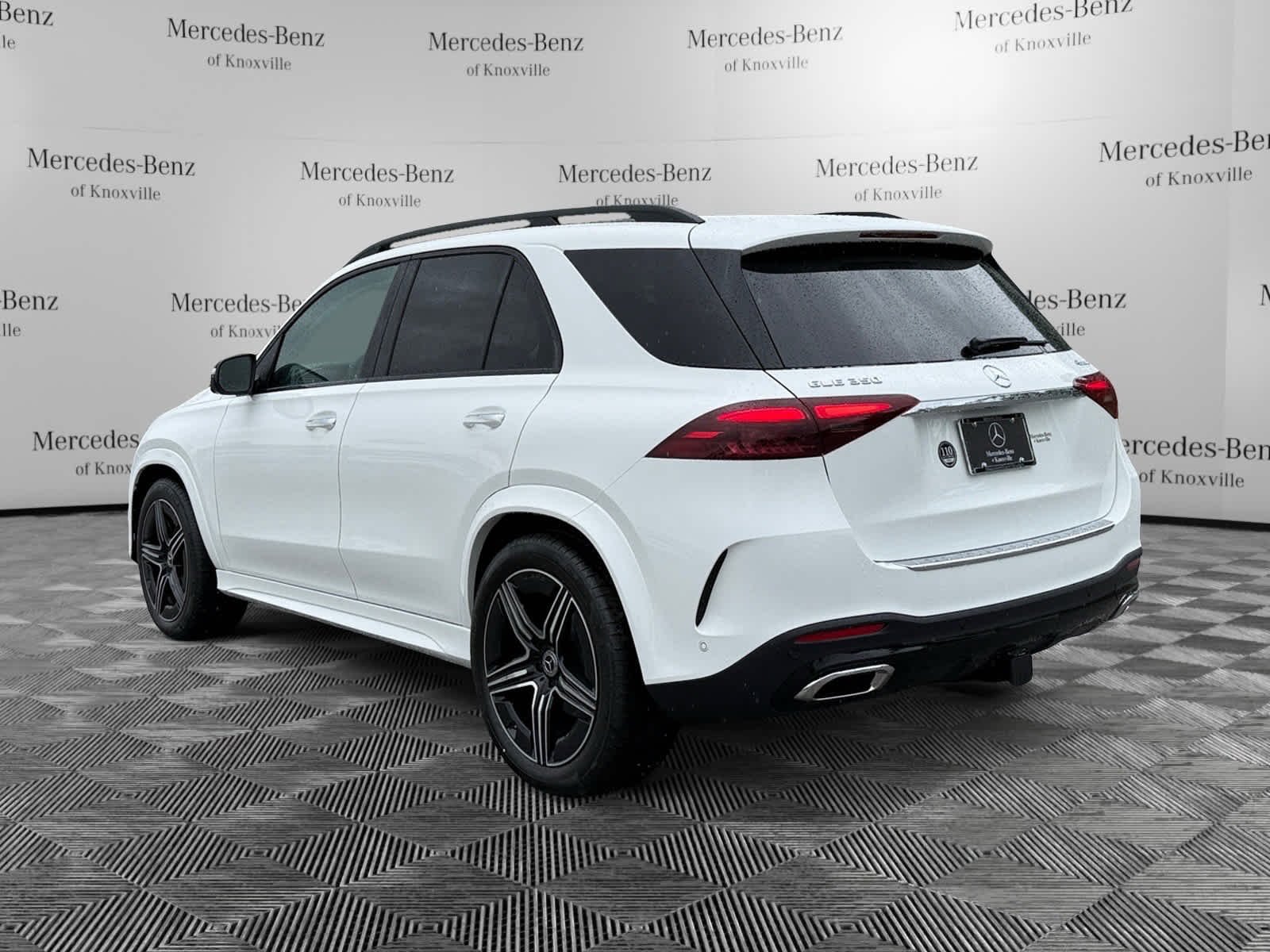 New 2026 Polar White Mercedes-Benz GLE 350 image 3