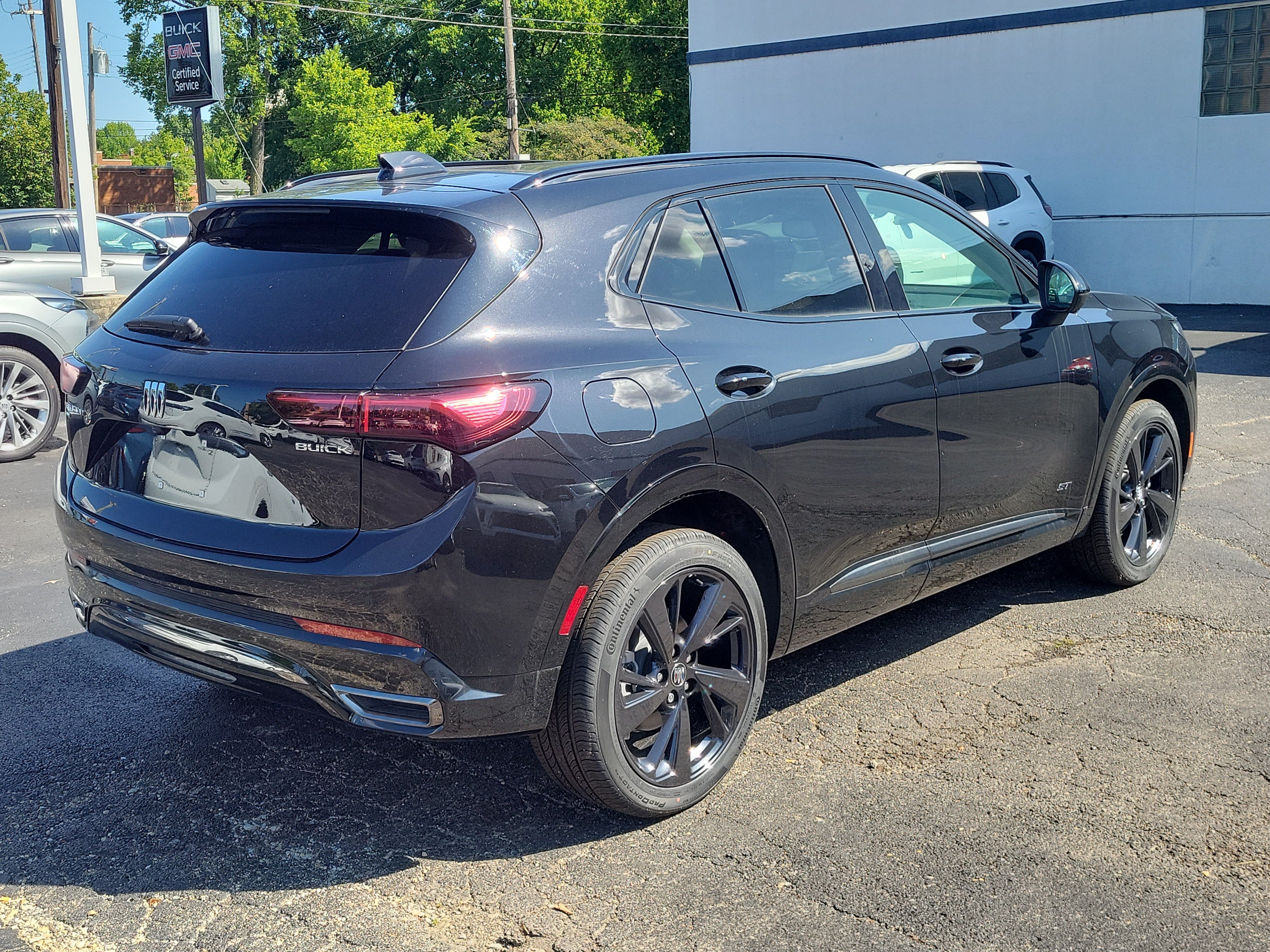 2026 Buick Envision Sport Touring - Photo 4