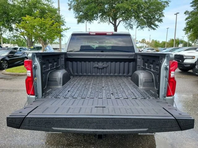 2026 Chevrolet Silverado 1500 LTZ - Photo 13