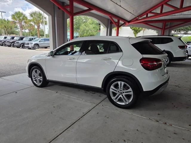 Used 2019 White Mercedes-Benz GLA 250 image 9