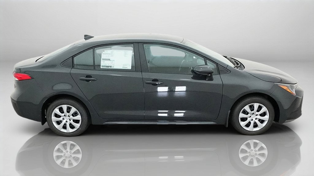 New 2027 Underground Toyota LE image 37