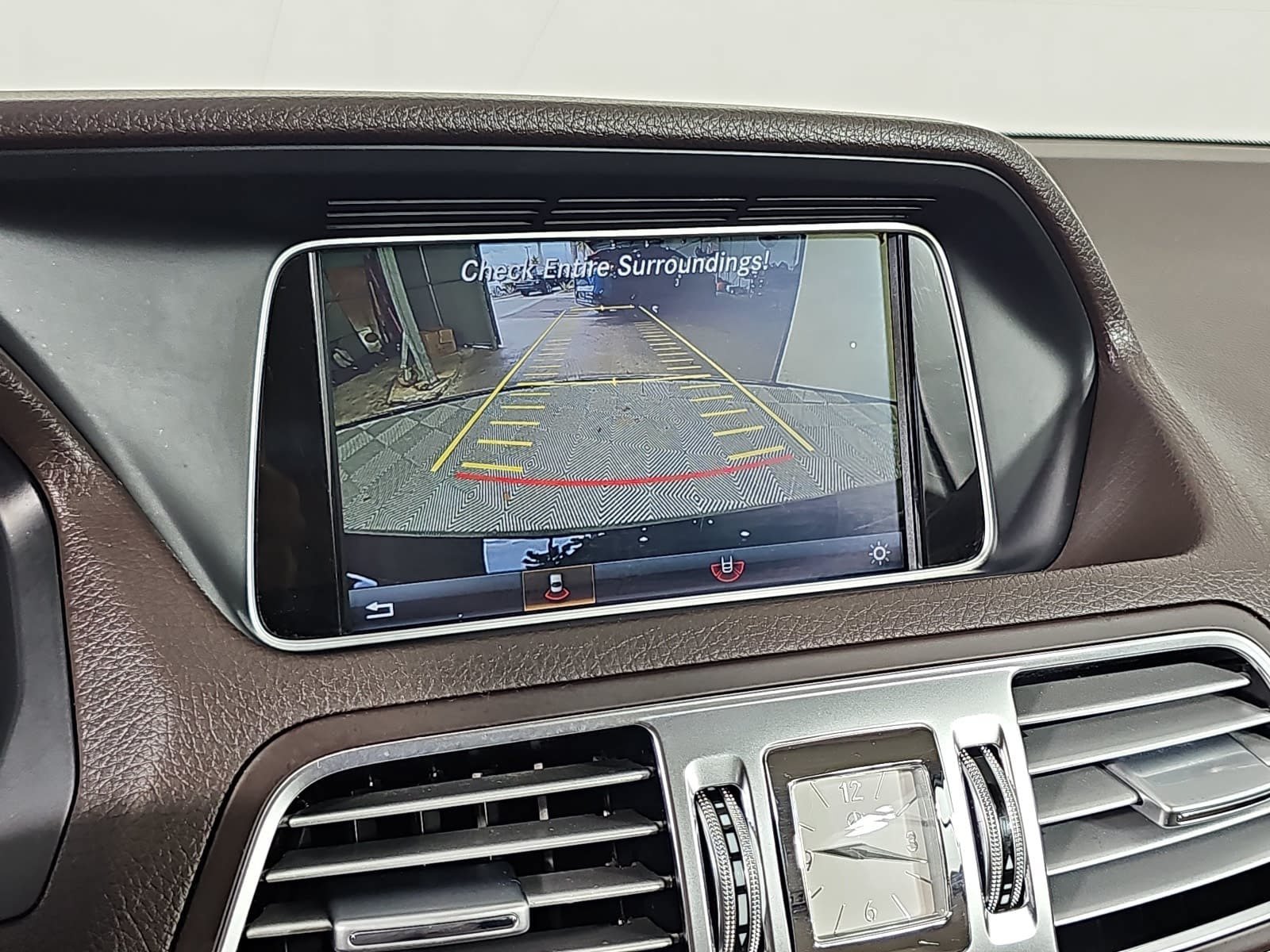 Used 2016 Black Mercedes-Benz E 400 image 21