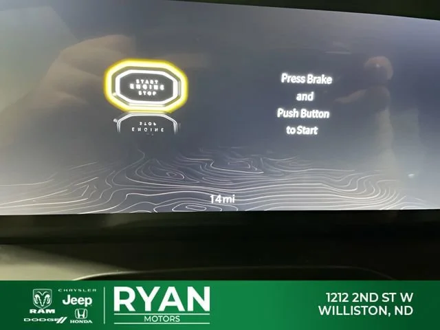 New 2026 White/off-white Jeep Laredo image 10