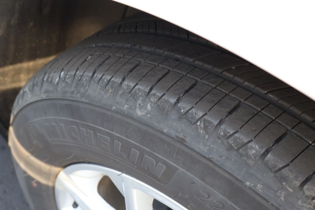 Used 2024 White Chevrolet LS image 8