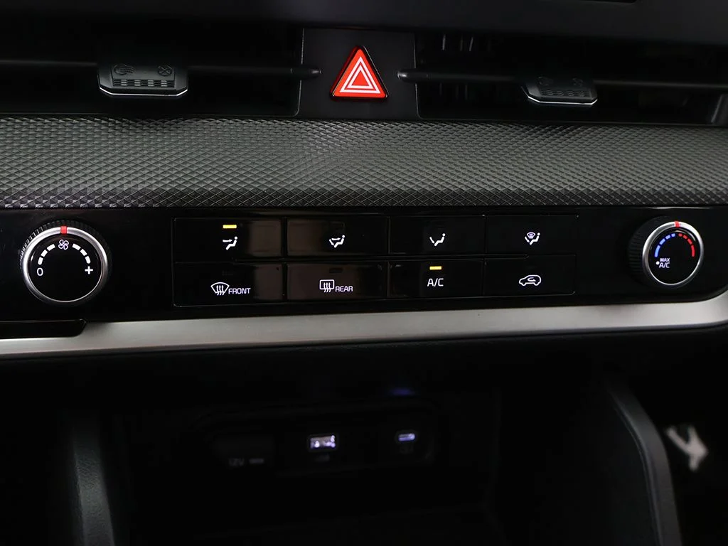 Used 2024 Black Kia LX image 42