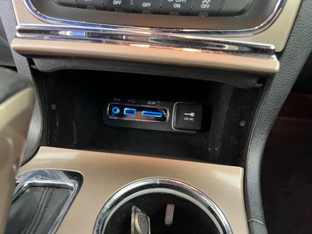 Used 2016 Red Jeep Laredo image 29