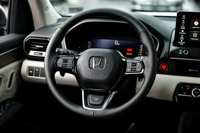 New 2026 Platinum White Pearl Honda Elite image 32