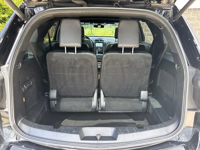 Used 2018 Black Ford Sport image 12