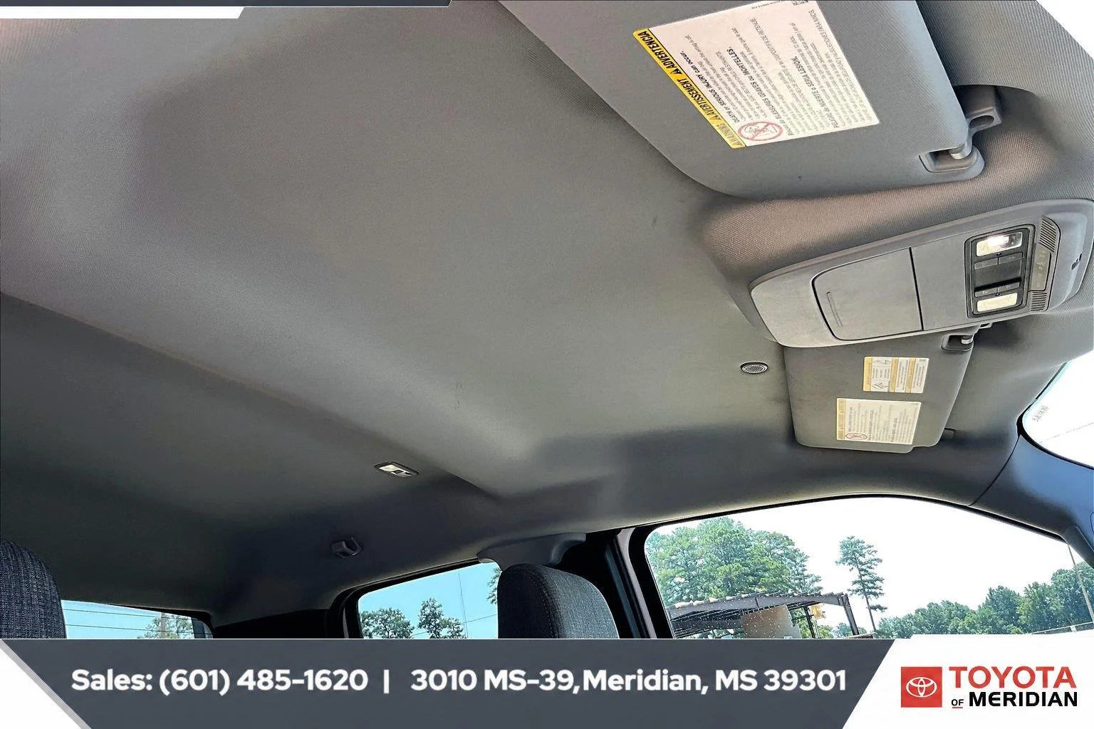 Used 2024 Oxford White Ford XLT image 16